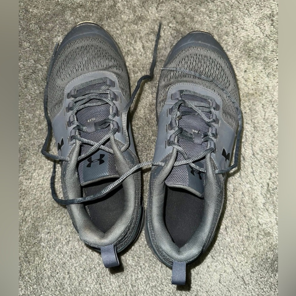 Under Armour Men's Charcoal Athletic Shoes
